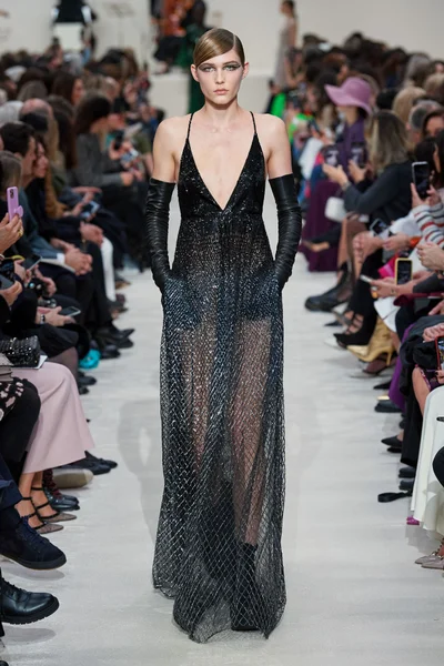 Look 76